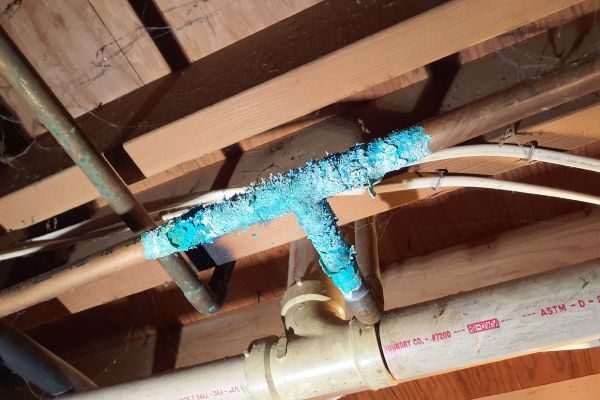 Pipes in need of an emergency plumber leak repair